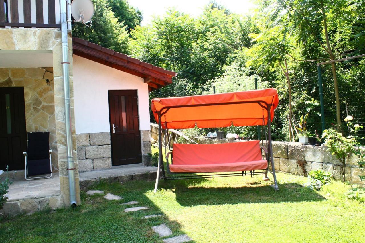 Hotel Neda'S House Cherven  Esterno foto